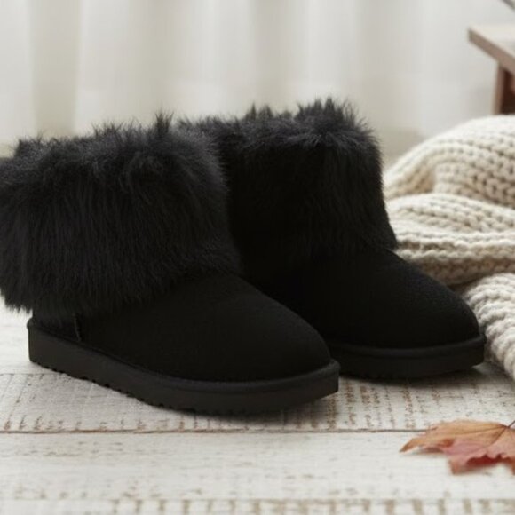 UGG Valentina Ankle Boots Black Suede Fluff Collar Rhinestone Button Lined Sz 5 - Picture 1 of 8